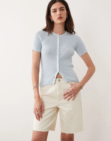  New Look Bermuda Denim Shorts In Off White 