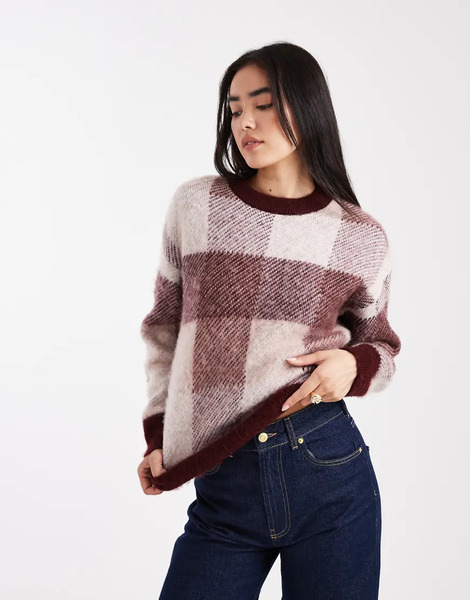  New Look Brushed Check Jumper In Red 