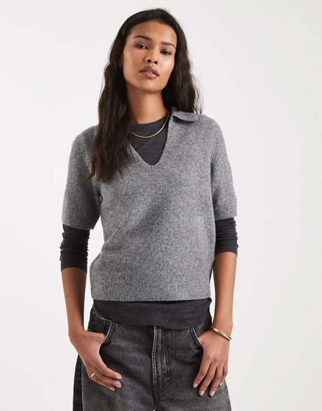  New Look Collared Knitted Tee In Grey 