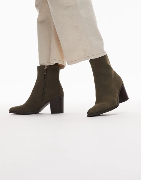  New Look Heeled Boot In Khaki Green 