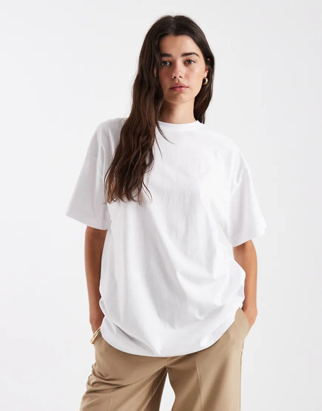  New Look Oversized Tee In White 
