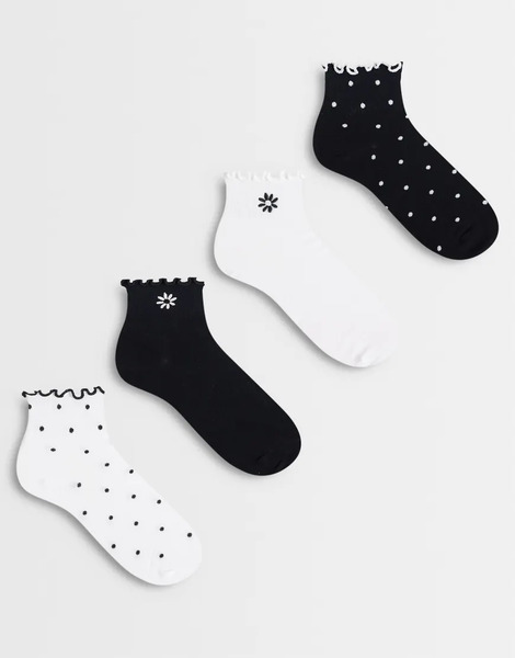  New Look 4 Pack Daisy Frill Top Socks In Black 