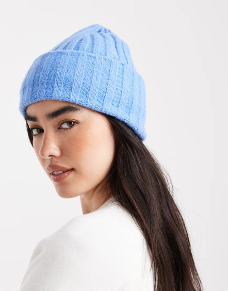 New Look Ribbed Beanie In Blue 