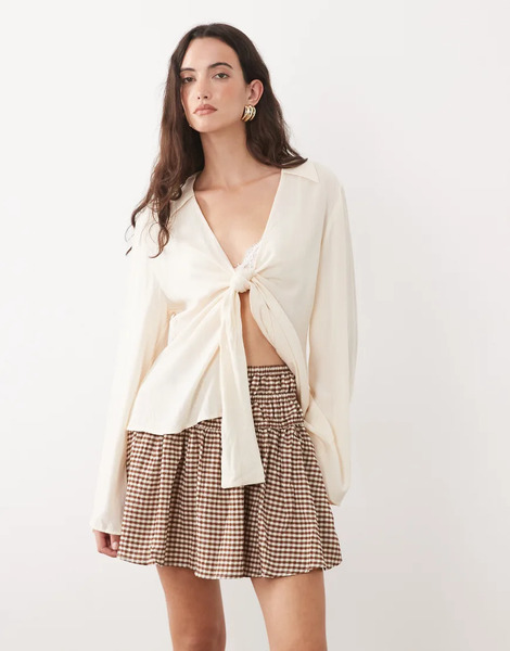  New Look Shirred Panel Mini Skirt In Brown Gingham Check 