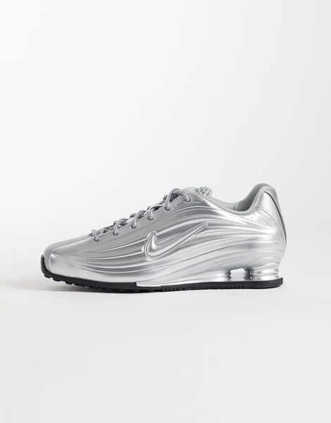  Nike Shox Z Trainers In Metallic Silver 