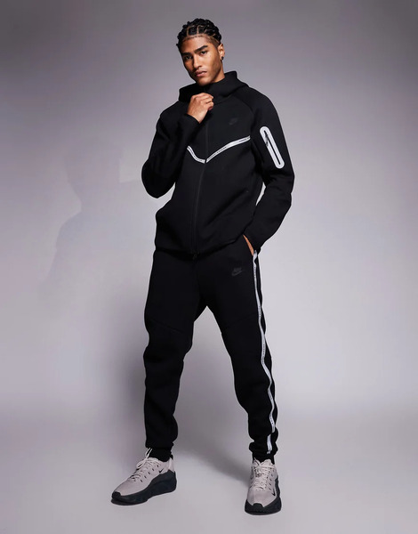  Nike Tech Fleece Reflective Joggers In Black 