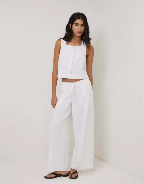  Nobody's Child Linen Blend Button Front Top In White 