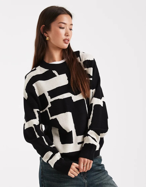  Object Round Neck Jumper In Mono Animal Print Black 