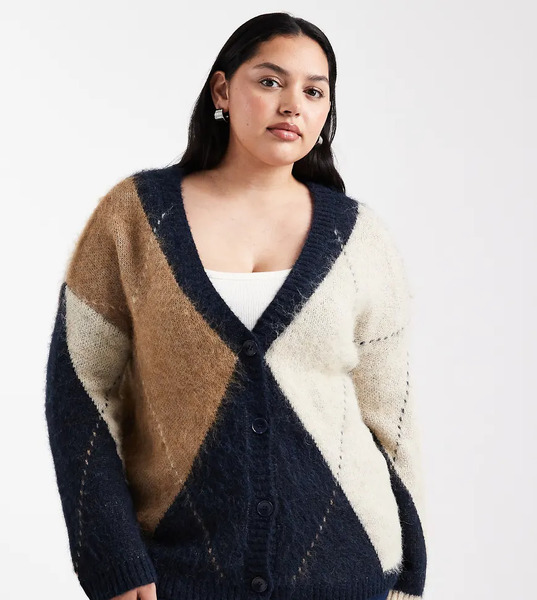  Only Curve Oversized Fluffy Cardigan In Navy Argyle 