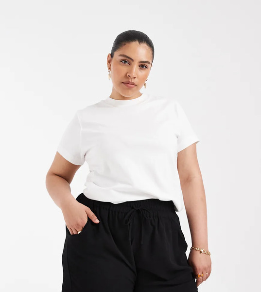  Only Curve Pull On Shorts On Black 