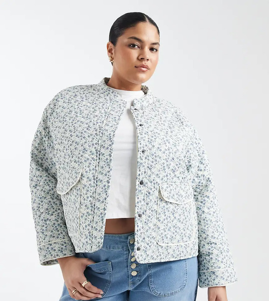  Only Curve Quilted Jacket In Blue Ditsy Print 