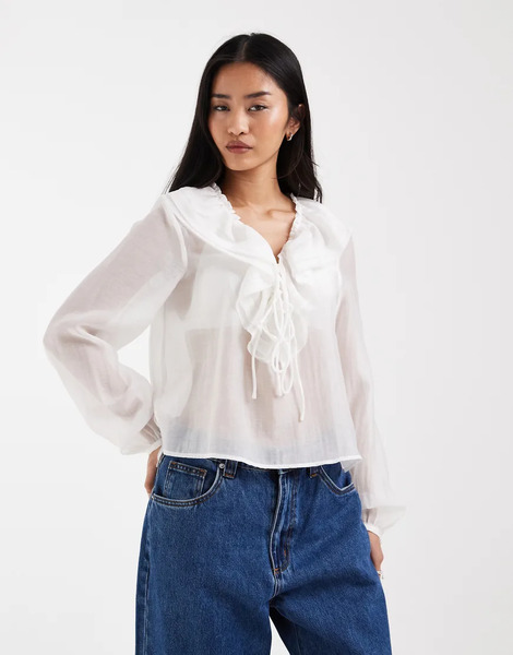  Only Tie Front Blouse With Ruffle Detail In White 