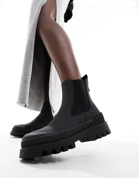  Only Water Resistant Chunky Platform Boot In Black 