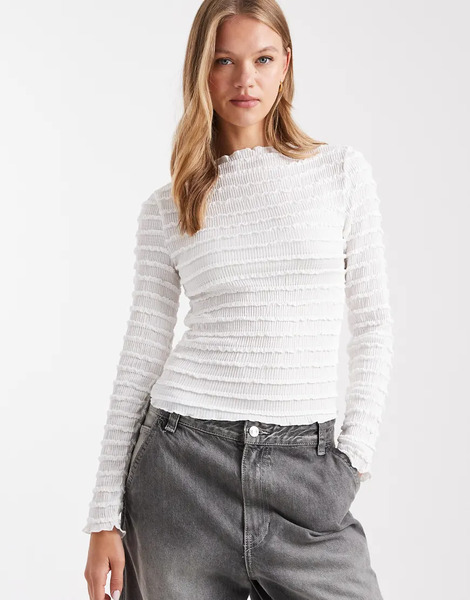 Pieces Bubble Textured Long Sleeve Jersey Top In White 