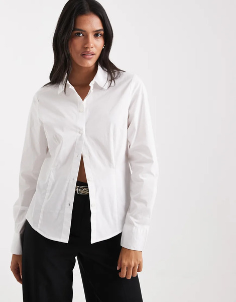  Pieces Cinched Waist Shirt In White 