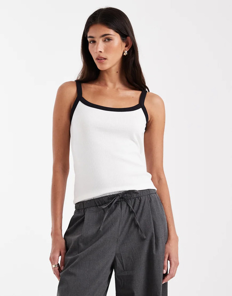  Pieces Contrast Trim Cami Top In White 