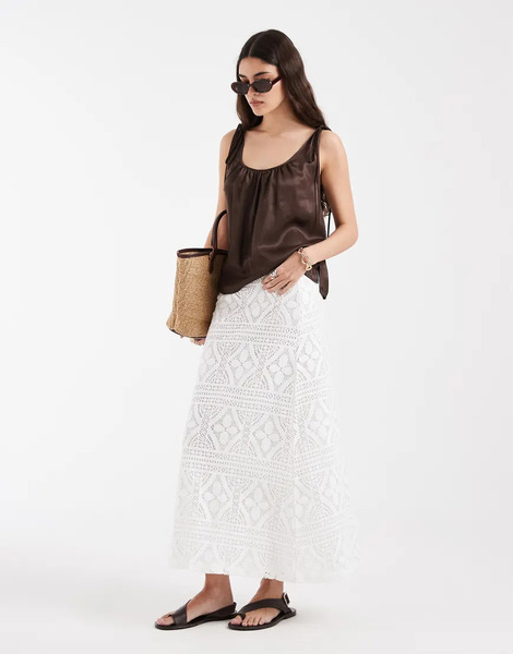  Pieces Crochet Maxi Skirt In White 