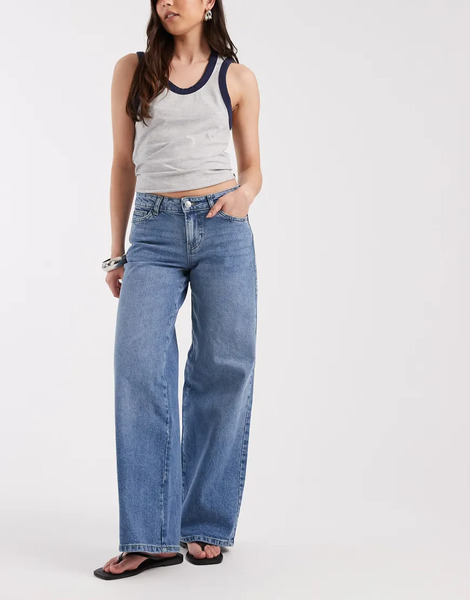  Pieces Selma Low Waisted Wide Leg Jeans In Medium Blue Denim 