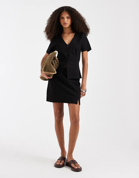  Pieces Structured Jersey Mini Skirt Co Ord In Black 