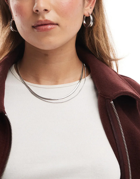  Pieces Two Chain Necklace In Silver 