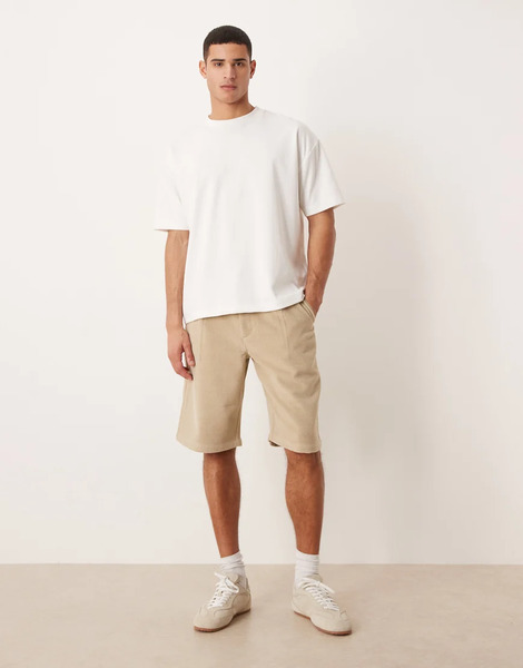  Prohibited Double Pleated Shorts In Cream White 