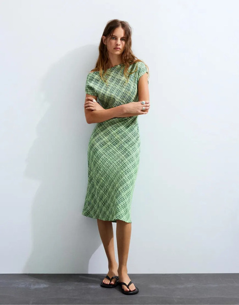  Pull & Bear Asymmetric Checked Midi Dress In Green 