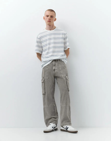  Pull & Bear Baggy Cargo Jeans In Dark Grey 