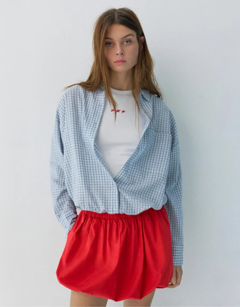  Pull & Bear Balloon Mini Skirt In Red 