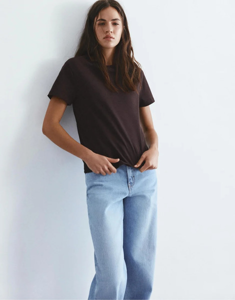  Pull & Bear Basic Short Sleeve T Shirt In Brown 