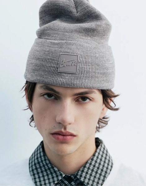  Pull & Bear Beanie Hat In Grey Marl 