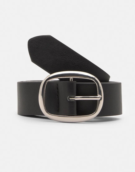  Pull & Bear Belt With Rounded Buckle In Black 