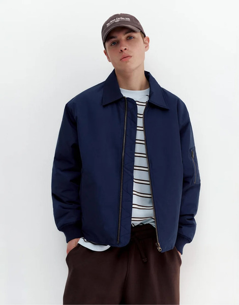  Pull & Bear Bomber Jacket With Shirt Collar In Navy 