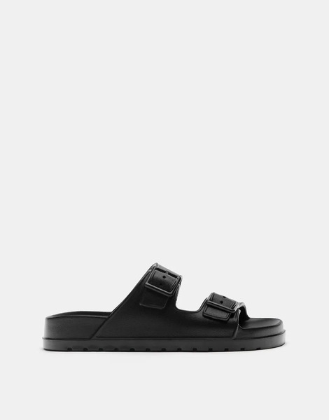  Pull & Bear Buckle Flat Sandals In Black 