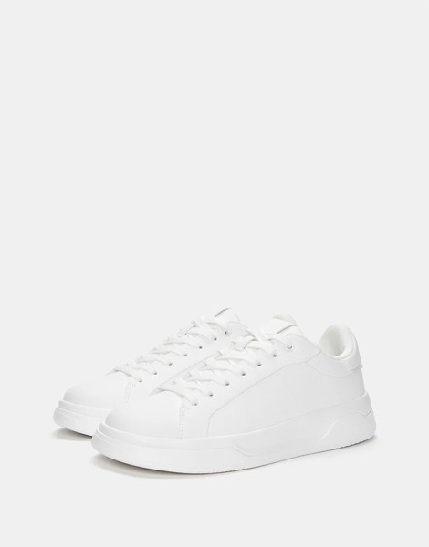  Pull & Bear Chunky Trainers In White 