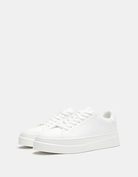  Pull & Bear Chunky Trainers In White 