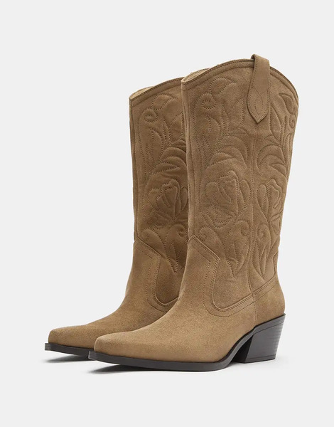  Pull & Bear Cowboy Boots In Brown 