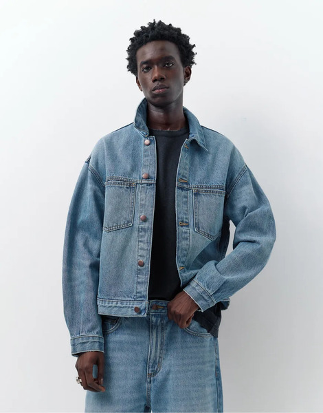  Pull & Bear Denim Trucker Jacket In Medium Blue 