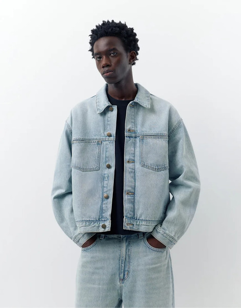  Pull & Bear Denim Trucker Jacket In Pale Indigo Blue 