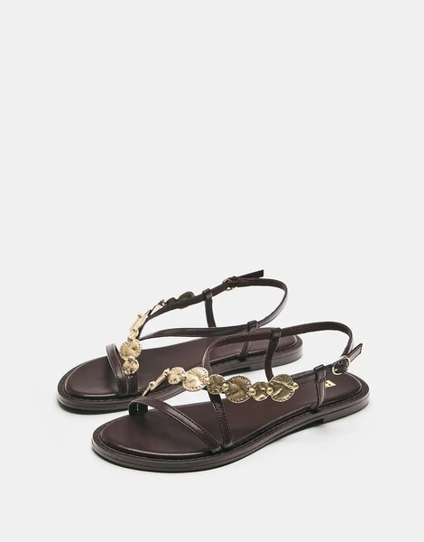  Pull & Bear Flat Beaded Sandals In Brown 