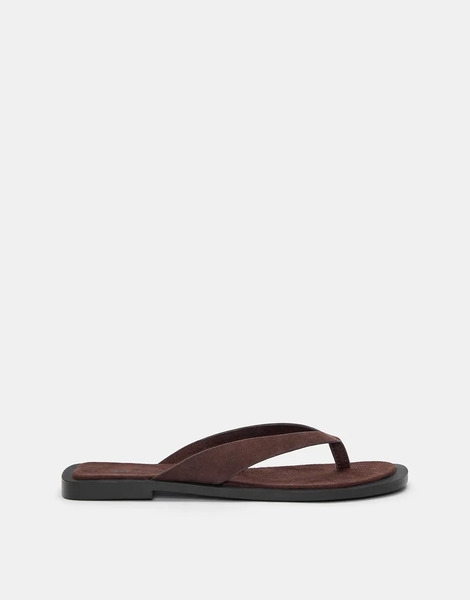  Pull & Bear Flat Sandals In Brown 