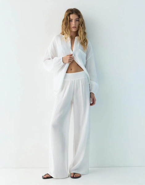  Pull & Bear Flowy Chiffon Trousers In White 