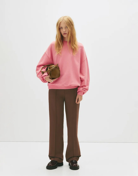  Pull & Bear Formal Pants With Seam Detail In Brown 