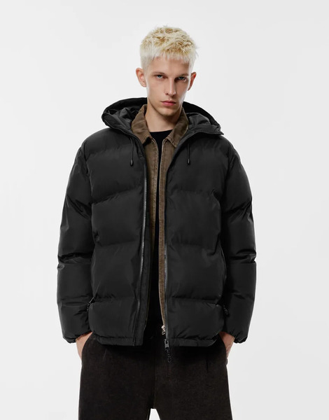  Pull & Bear Heat Sealed Quilted Jacket With Hood In Black 