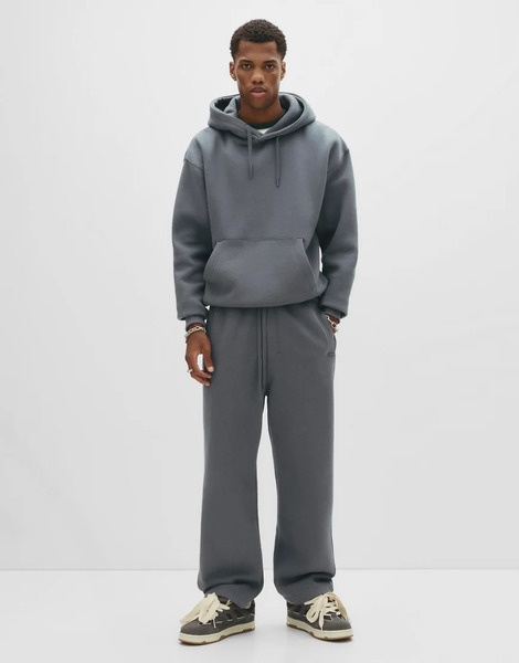  Pull & Bear Heavy Weight Joggers In Blue Grey 