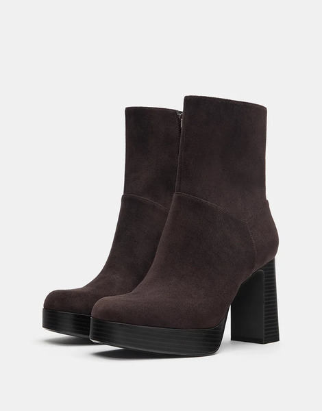  Pull & Bear High Heel Ankle Boots In Brown 