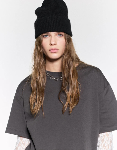  Pull & Bear Knit Beanie In Black 