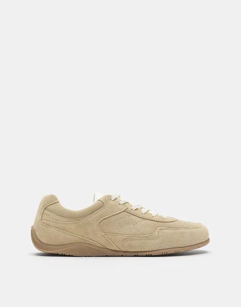  Pull & Bear Leather Split Suede Trainers In Ecru White 