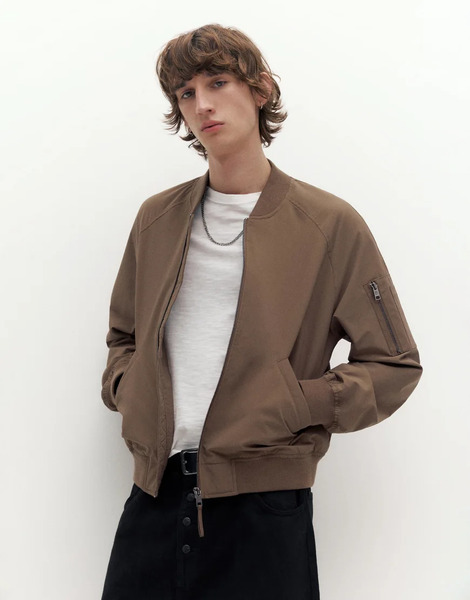  Pull & Bear Lightweight Bomber Jacket In Brown 