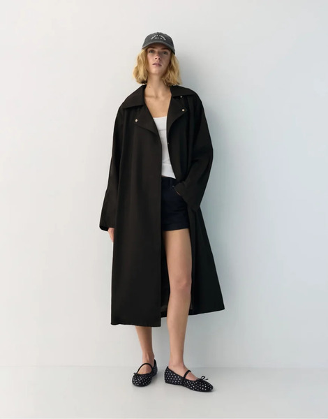 Pull & Bear Lightweight Oversize Trench Coat In Black 