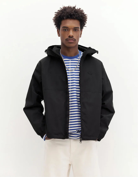  Pull & Bear Lightweight Stwd Raincoat In Black 
